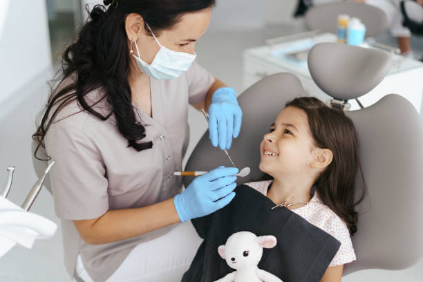 Best Wisdom Tooth Removal  in Oral City, FL